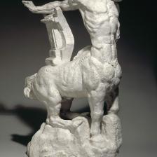 Antoine Bourdelle (1861-1929). "Centaure mourant, modèle intermédiaire". Plâtre, 1911-1914. Paris, musée Bourdelle. © Patrick Pierrain / Musée Bourdelle / Roger-Viollet 