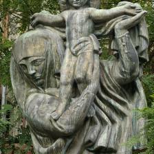 Antoine Bourdelle (1861-1929). Vierge à l’offrande (détail), 1919-1922. Bronze. Paris, musée Bourdelle. © Florian Kleinefenn / Paris Musées