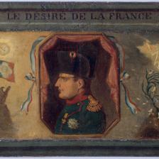 Le désiré de la France; triptyque ouvert : profil de Napoléon, entouré d'un drapeau, d'un lys frappé par la foudre et de deux aigles impériaux. Huile sur toile marouflée. Paris, musée Carnavalet.  © Musée Carnavalet / Roger-Viollet 