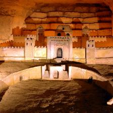 Galerie de Port Mahon, sculpture de Décure, Catacombes, Paris. © Musée Carnavalet / Christophe Fouin / Mairie de Paris