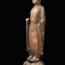 Bouddha dit "Doucet". Pierre. Chine, dynastie des Sui. Paris, musée Cernuschi.  © Stéphane Piera / Musée Cernuschi / Roger-Viollet
