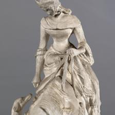 Marie d'Orléans (Marie Christine Caroline Adélaïde Françoise Léopoldine d'Orléans, dite Marie d'Orléans, 1813-1839), sculpteur. « Amazone et son lévrier »(détail), Plâtre, vers 1835-1838. Paris, musée de la Vie Romantique. © Eric Emo / Musée de la Vie Romantique / Roger-Viollet